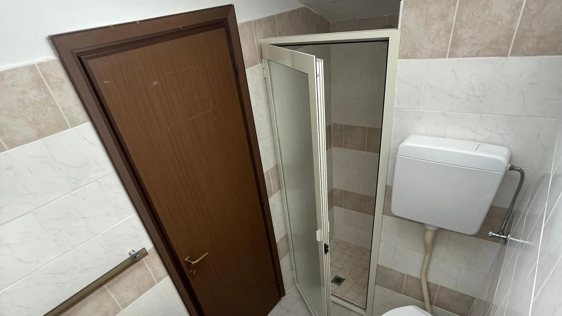 רימיני Hotel Adler 3*,  איטליה